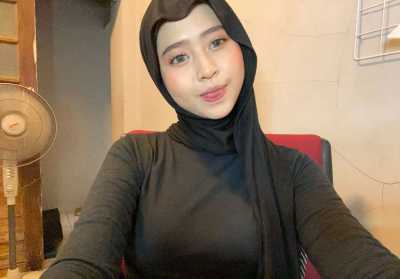 Amalia Mutia photo 8