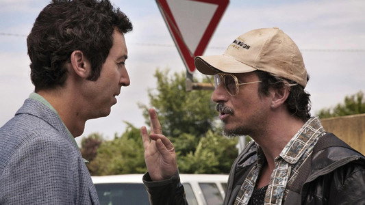 A Boyfriend for My Wife (2014)